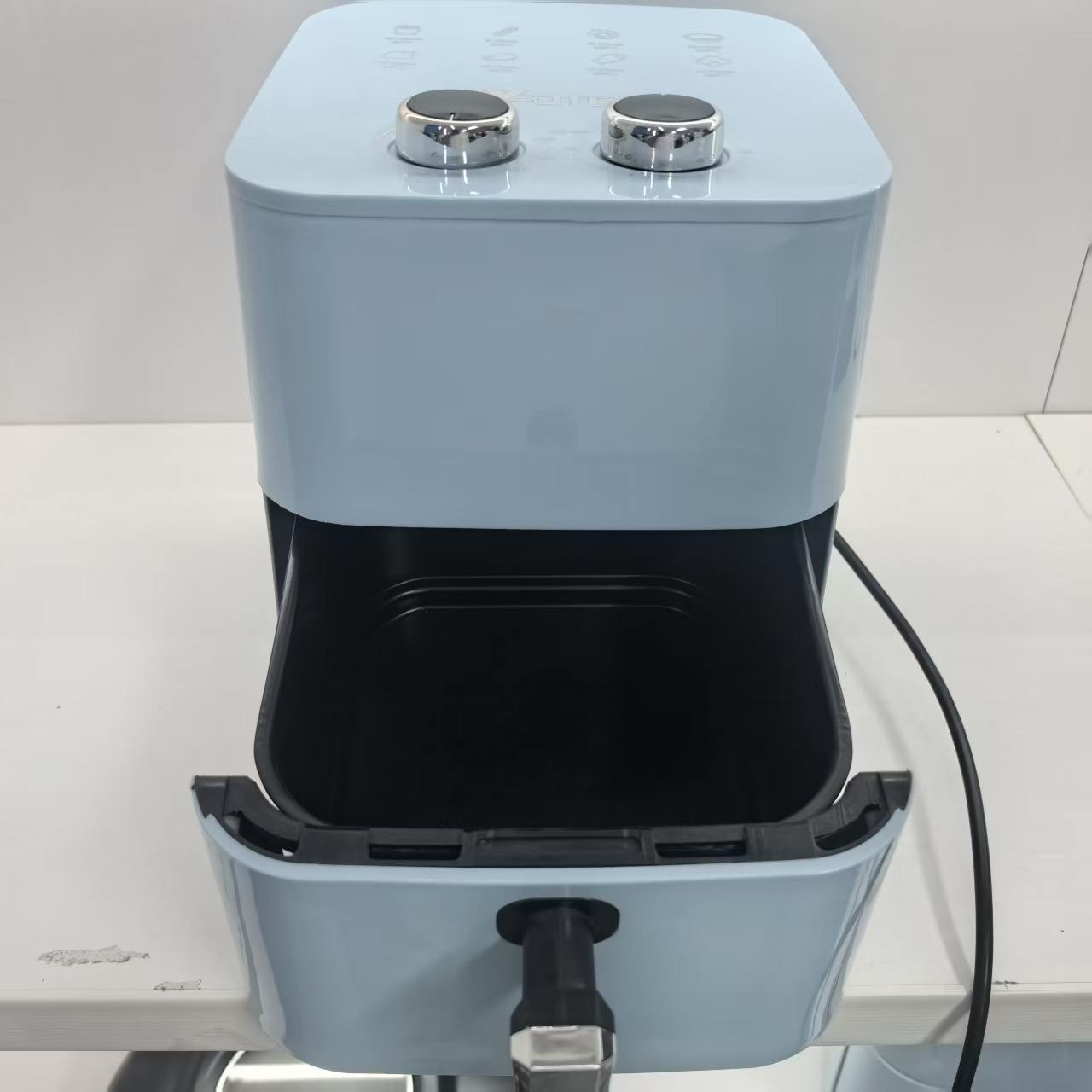 Blue Air Fryer | Stylish Kitchen Appliance Factory Wholesale